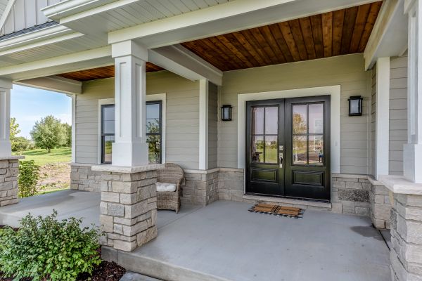 Cost of Veranda Post Repair in Shawnee