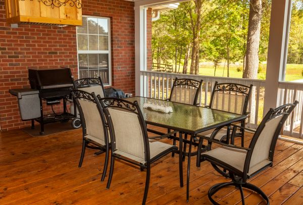 Cost of Residential Deck Installation in Shawnee